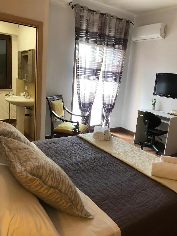Beb Oasi Marina Bed & Breakfast Campofelice Di Roccella