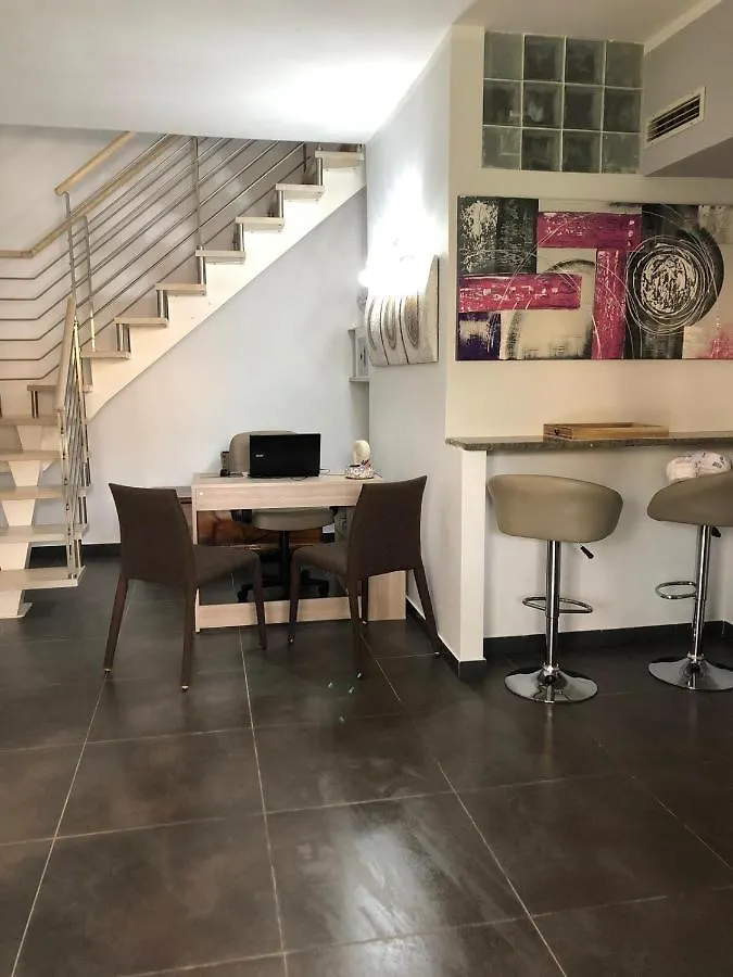 Beb Oasi Marina Bed & Breakfast Campofelice Di Roccella 2*,