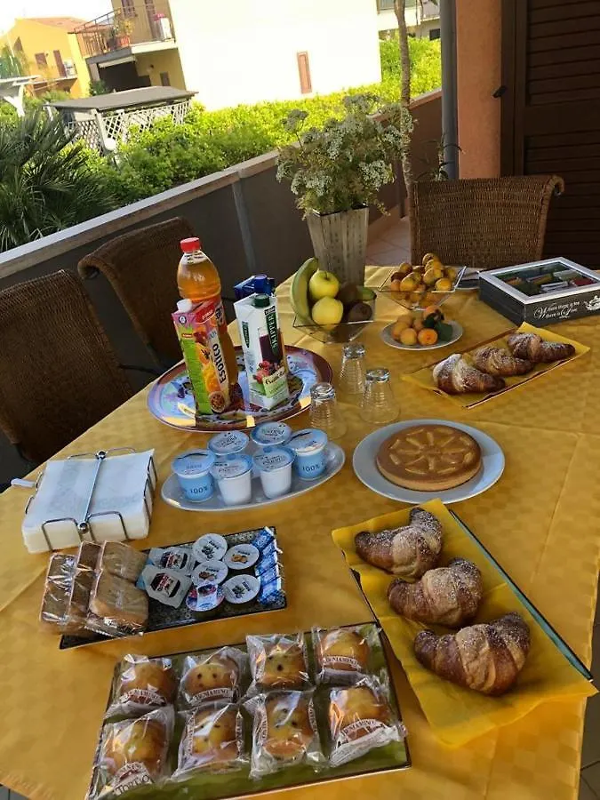 Beb Oasi Marina Bed & Breakfast Campofelice Di Roccella