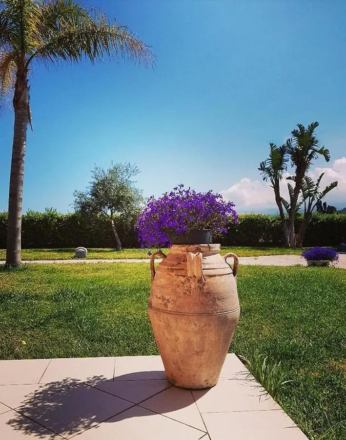 Beb Oasi Marina Bed & Breakfast Campofelice Di Roccella